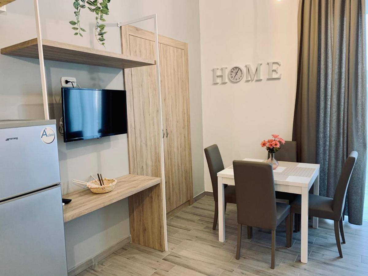 La Polveriera Apartment Наполи Екстериор снимка