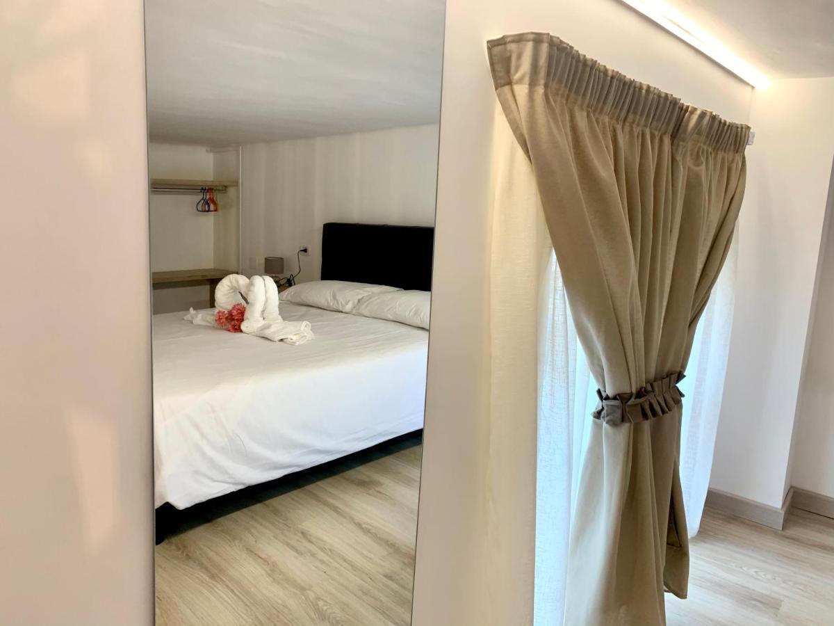 La Polveriera Apartment Наполи Екстериор снимка